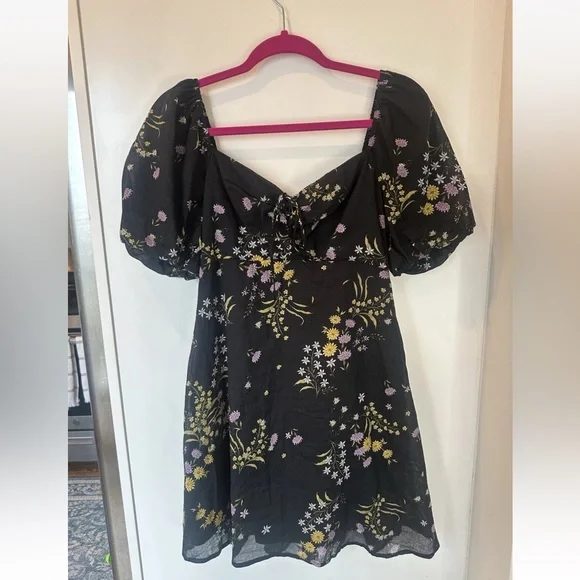 NWT Steve Madden Floral Black Dress Sz S - Picture 1 of 9